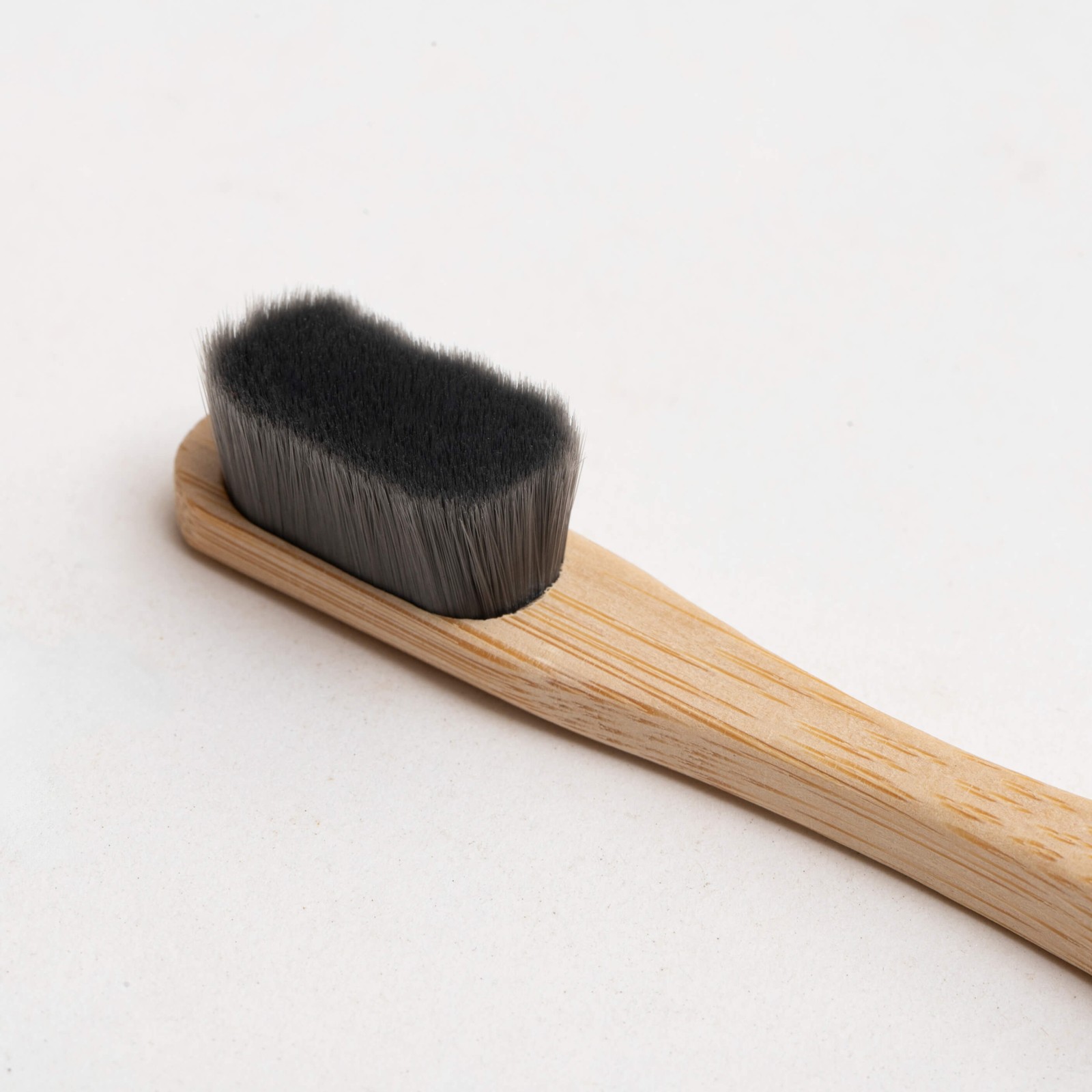 Nano Bristles Black Round Handle Toothbrush alternative view