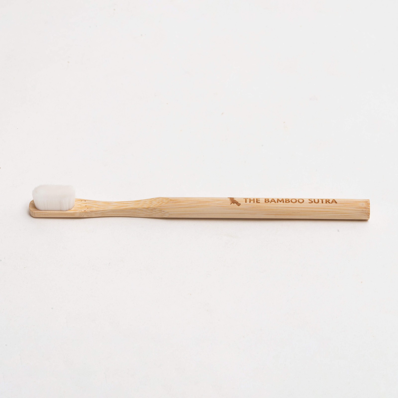Nano Bristles White Round Handle Toothbrush alternative view
