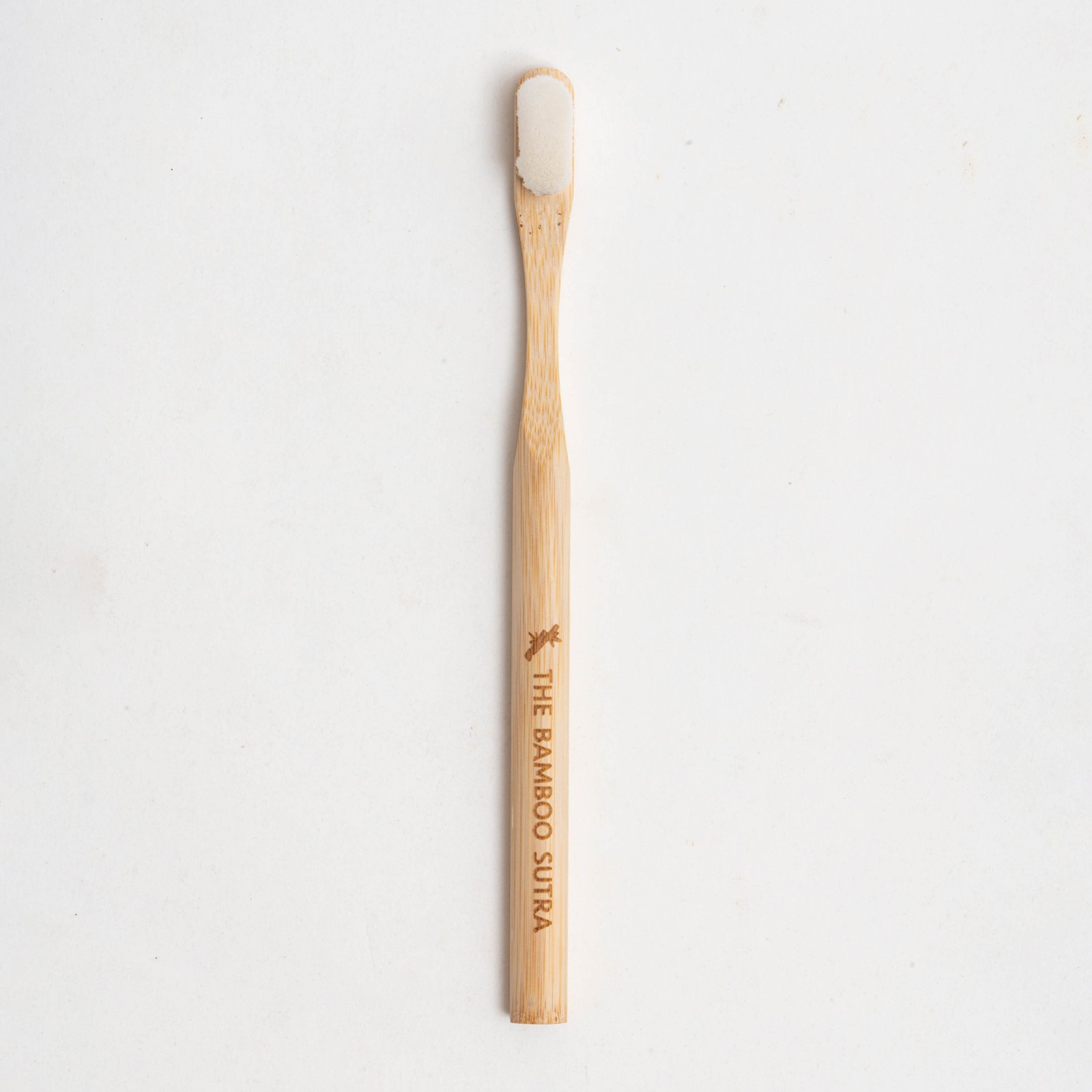 Nano Bristles White Round Handle Toothbrush alternative view